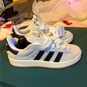 Adidas Women’s White and Black Sneakers (Never Worn)